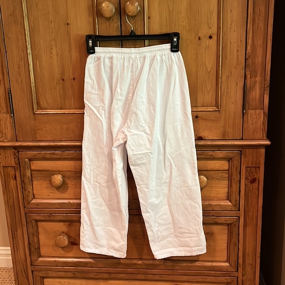 Adorable white linen pants - Picture 3 of 5